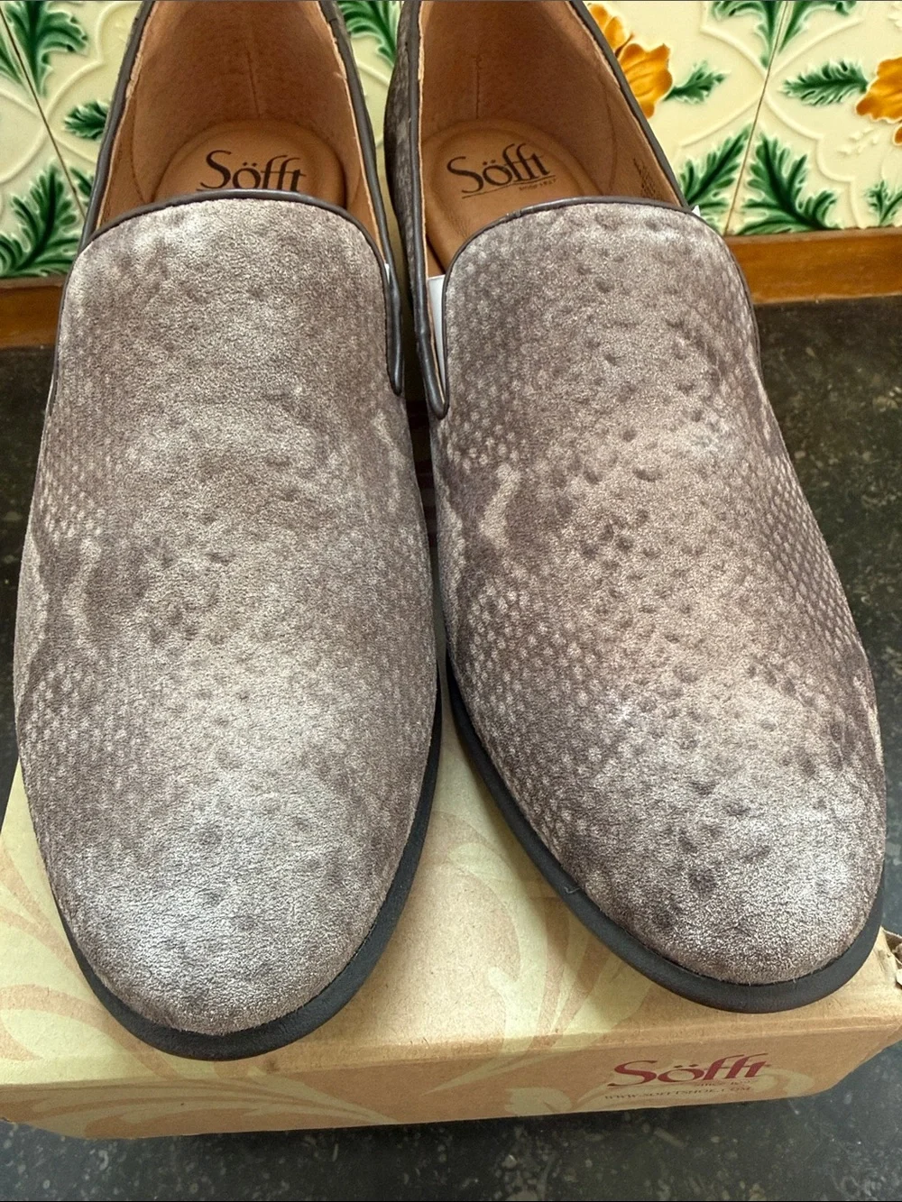 Sofft womens taupe